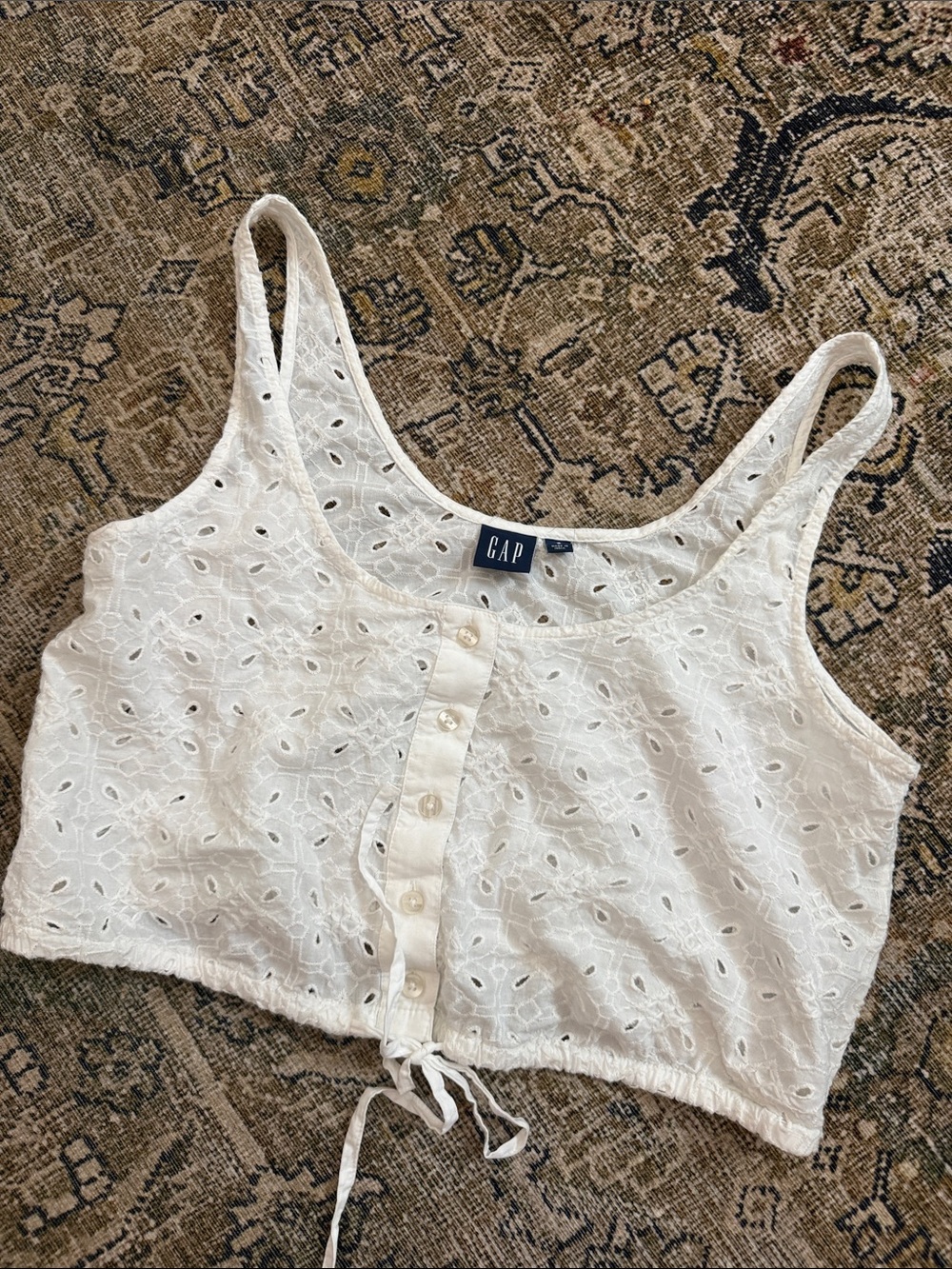 GAP White Eyelet Button-Front Cropped Camisole